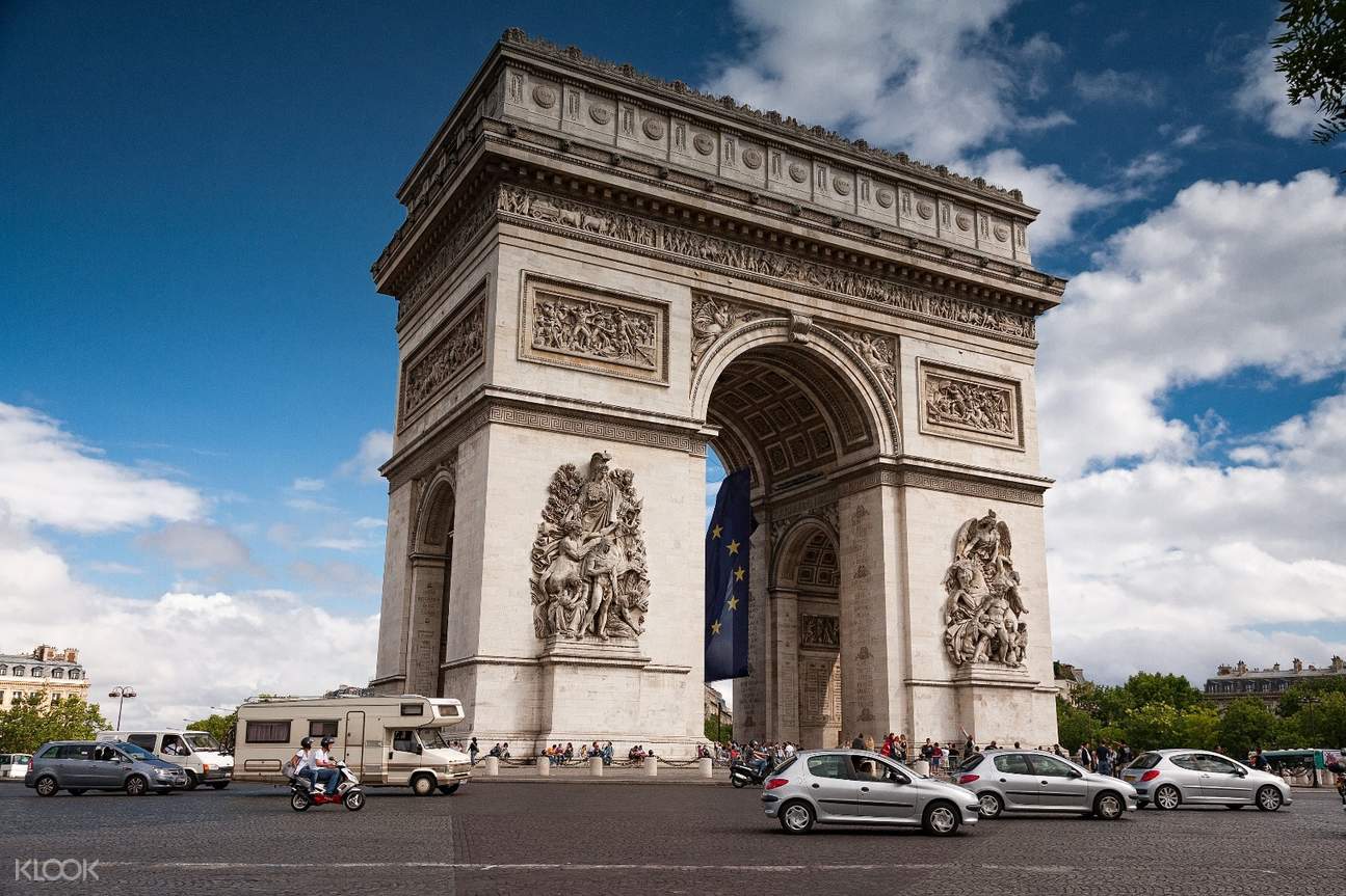 巴黎城市导览,塞纳河游船,艾非尔铁塔午餐  免排队通关